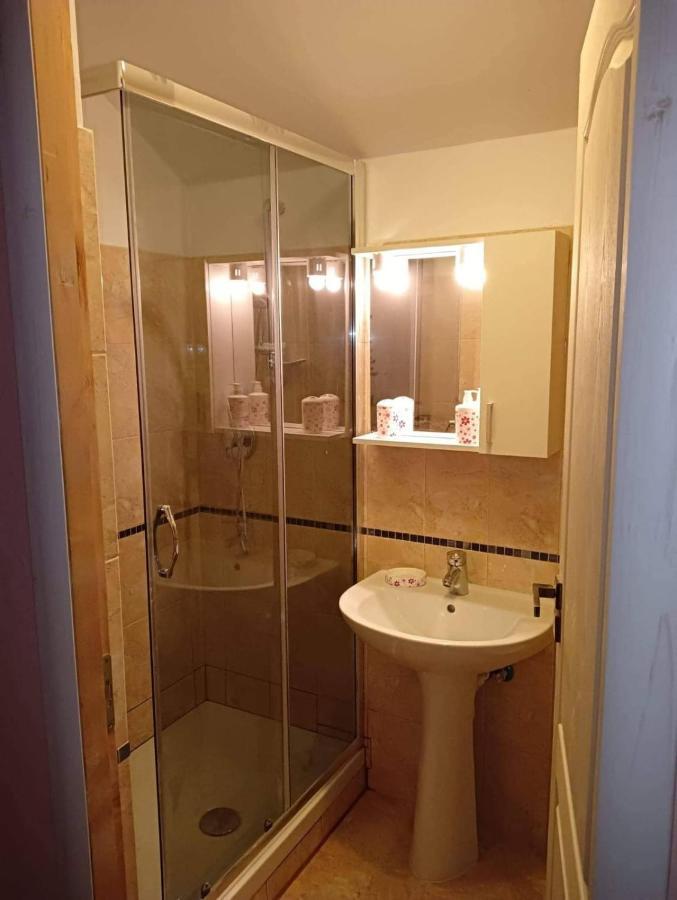 Hotel Casa Rasaritul Soarelui Sarichioi Esterno foto