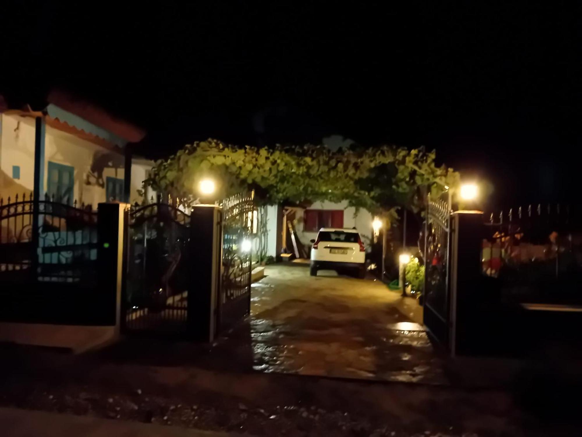 Hotel Casa Rasaritul Soarelui Sarichioi Esterno foto